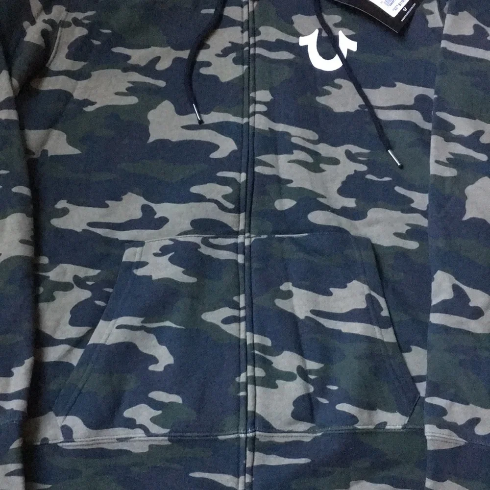 NWT True Religion camo zip up hoodie